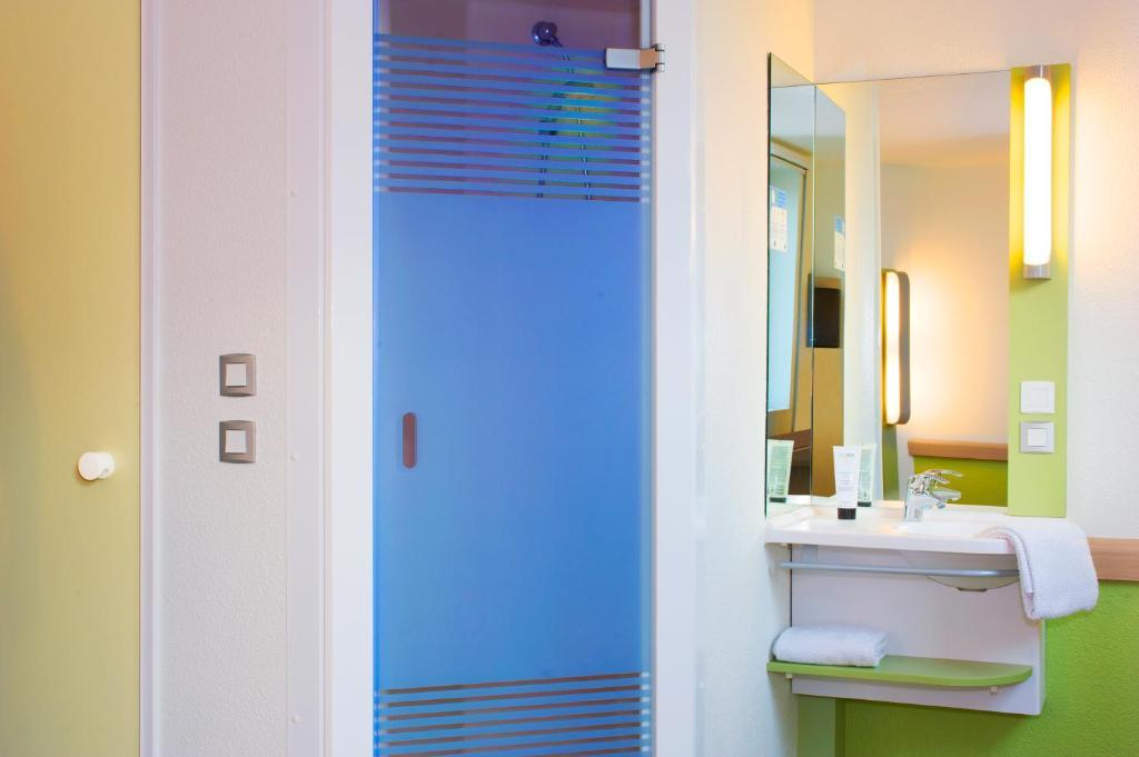 Ibis Budget Pontivy Phòng bức ảnh
